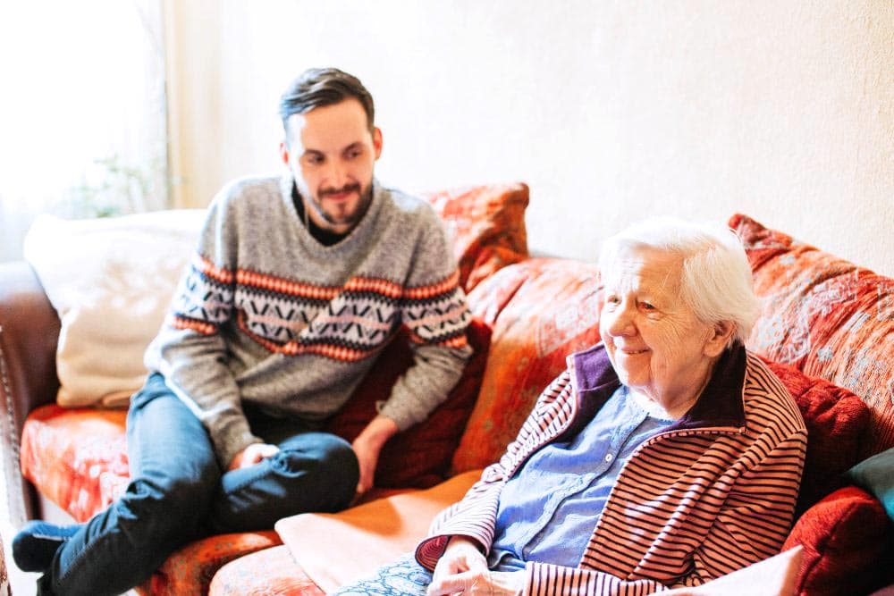 careship ist der Alltagshelfer aus der Nachbarschaft für Senioren